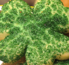 3 leaf clover cookies
