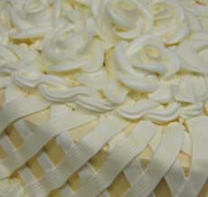 elegant heart cake